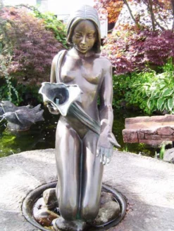 Bronzefigur Noèlle Klein (Art.Nr. 88279) -Juliana Verkäufe bronzefigur noelle vorne 1280x1280